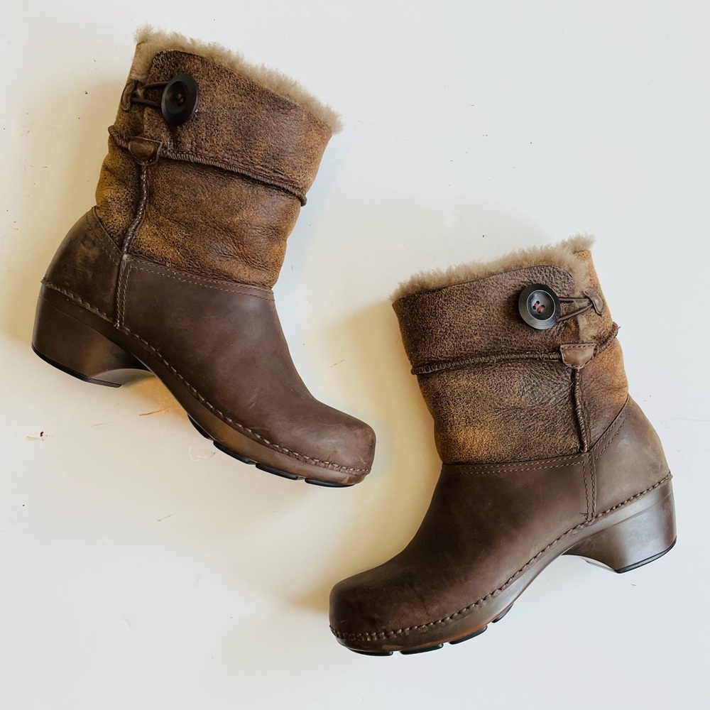 Dansko Bettie Genuine Shearling Lined Boot Sz 38